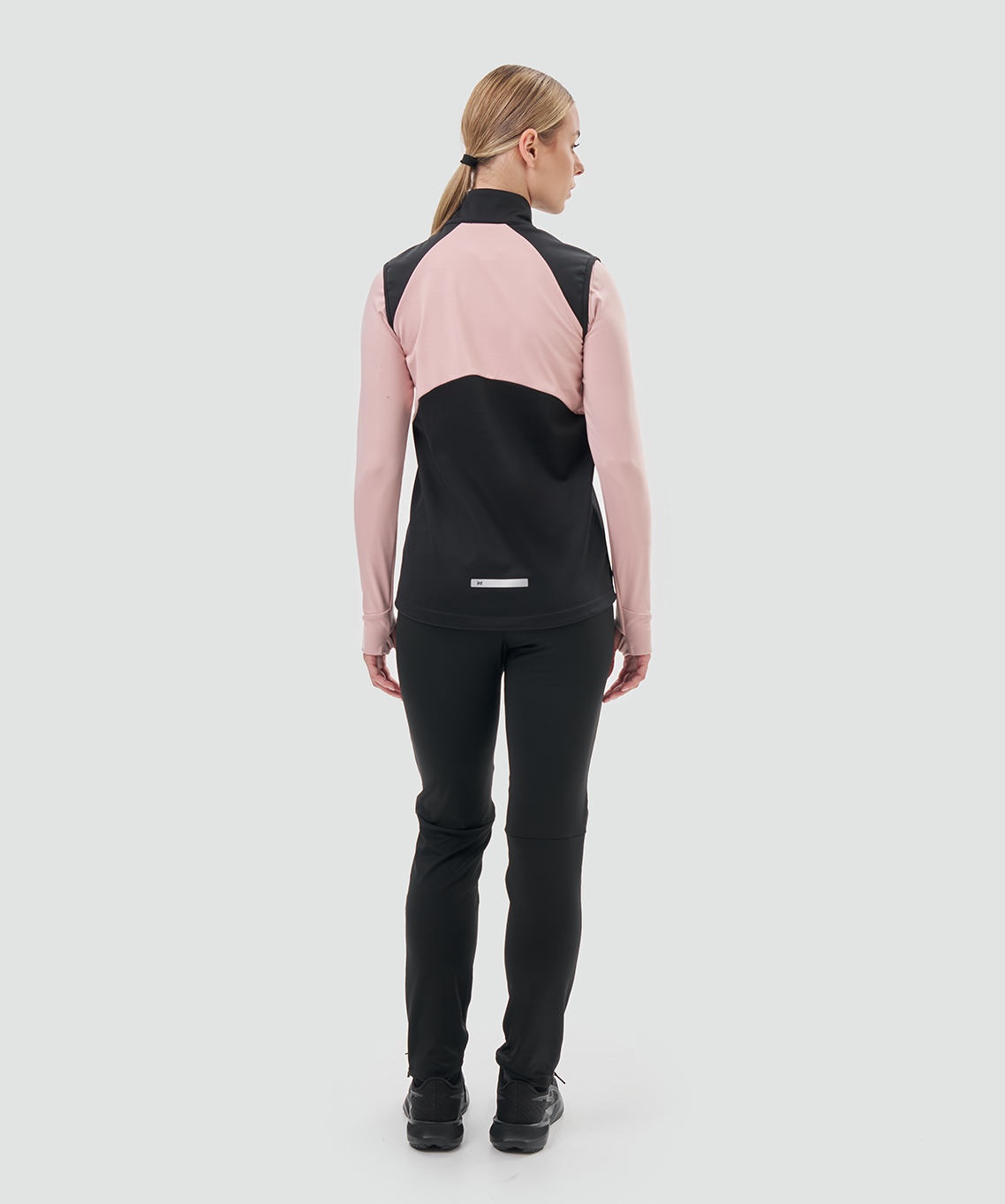 Жилет тренировочный Nordski Core Black/Soft Pink W