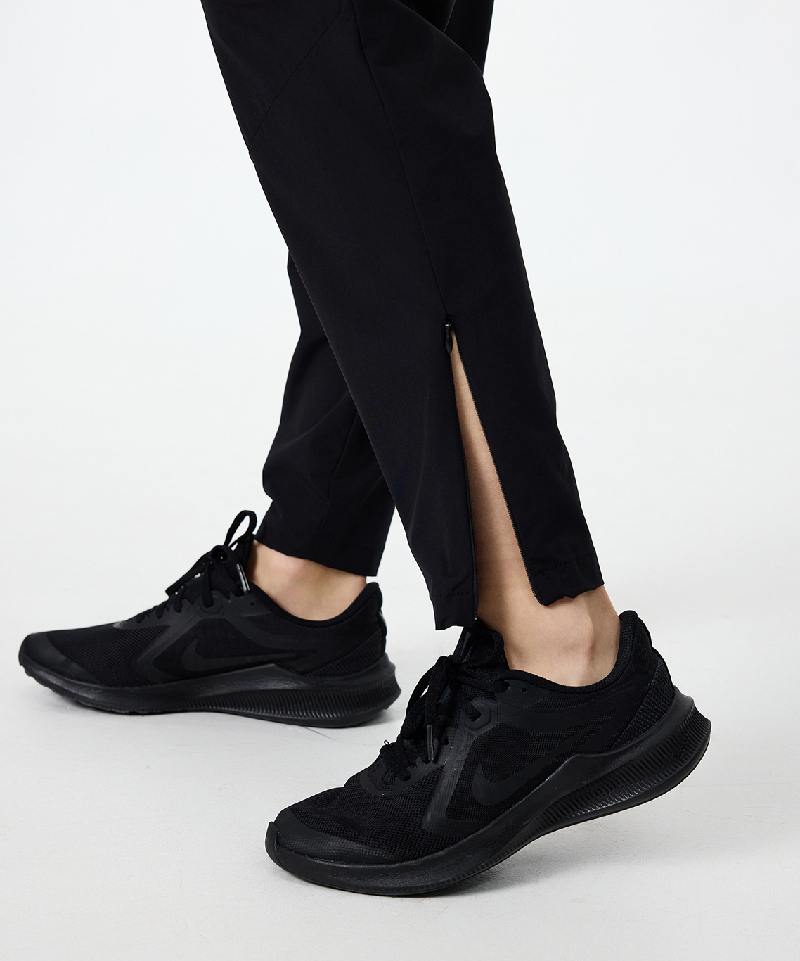 Брюки беговые Nordski Stayer Black W